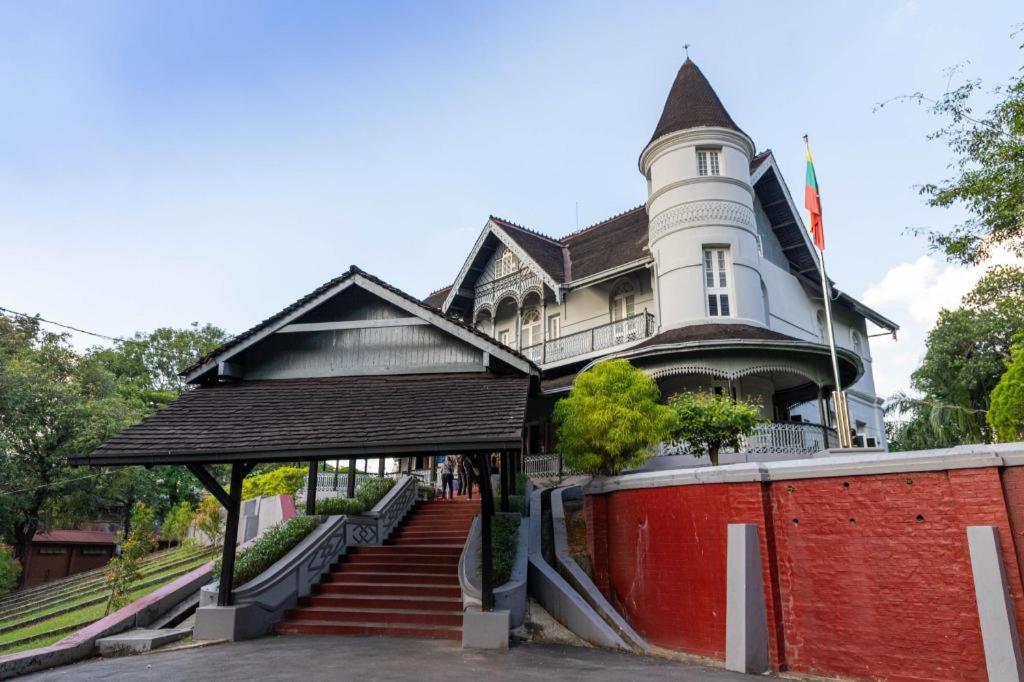 Asian Smile Hotel Yangon Ngoại thất bức ảnh