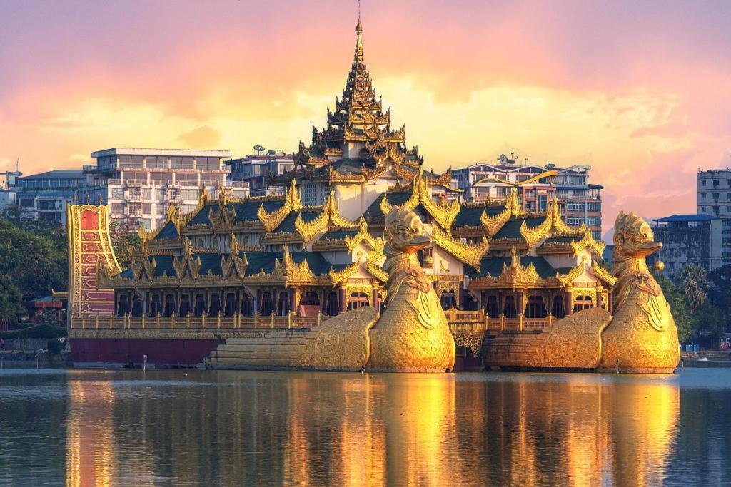Asian Smile Hotel Yangon Ngoại thất bức ảnh