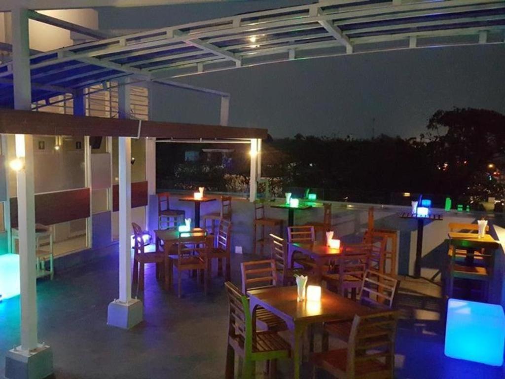 Asian Smile Hotel Yangon Ngoại thất bức ảnh