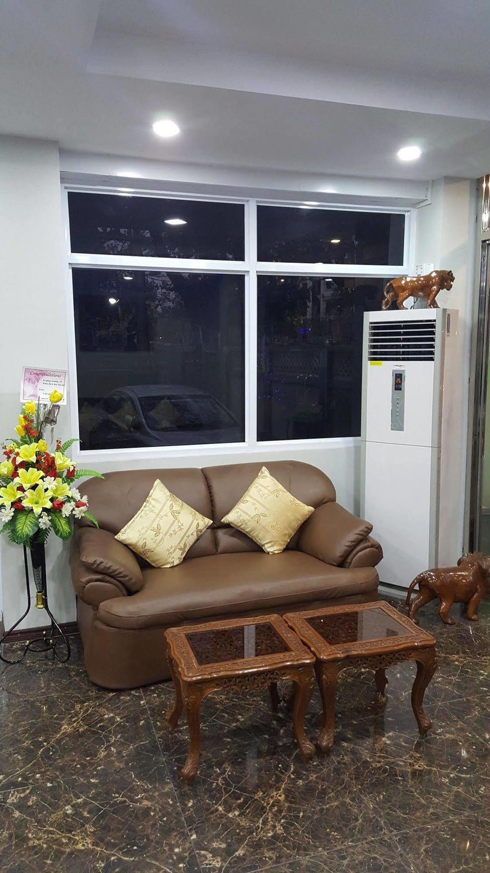 Asian Smile Hotel Yangon Ngoại thất bức ảnh