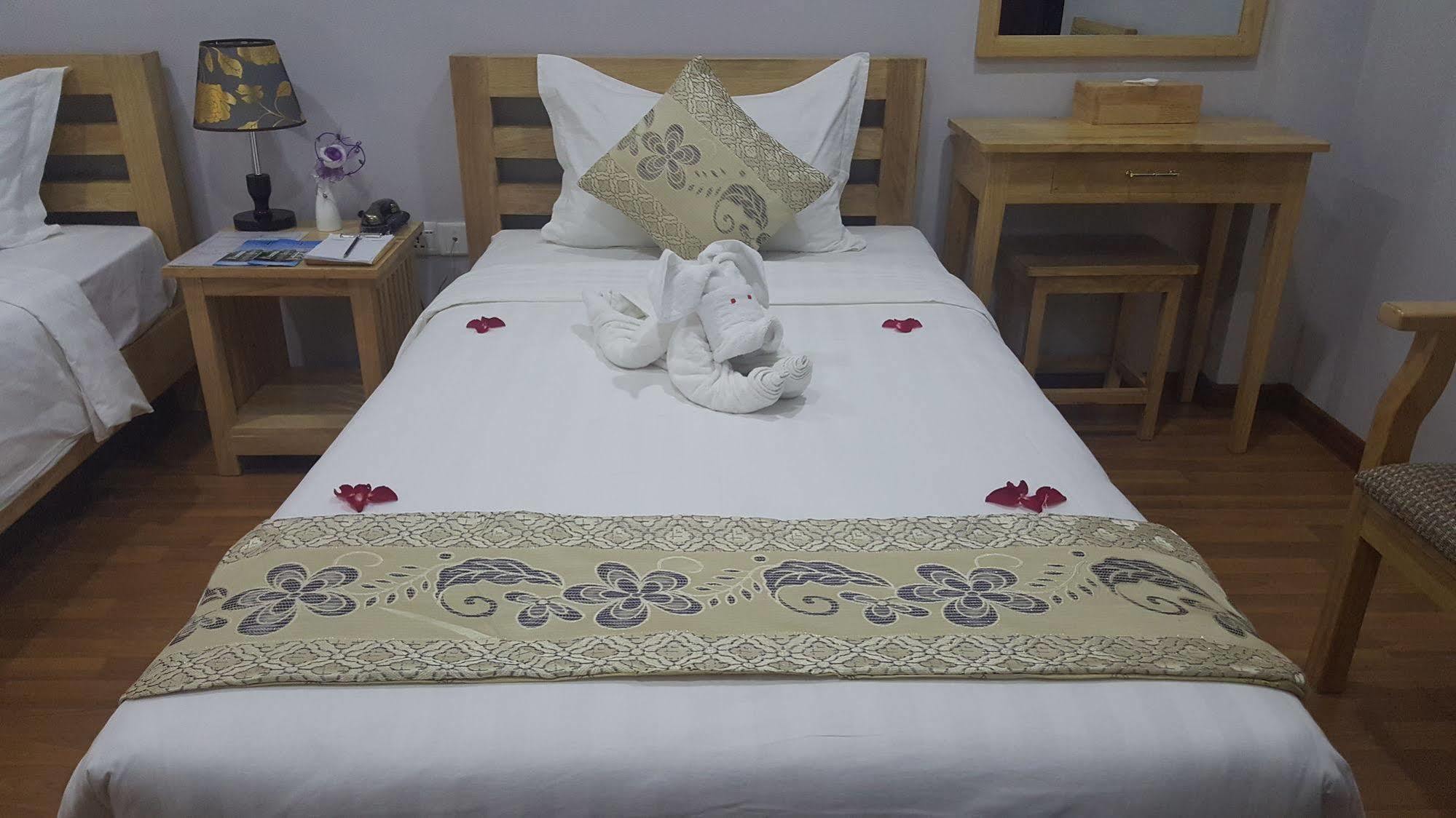 Asian Smile Hotel Yangon Ngoại thất bức ảnh